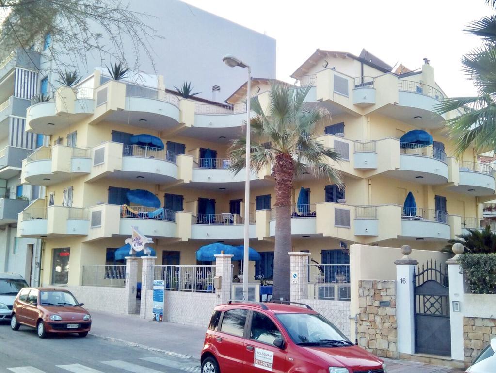 La Baia Di Ulisse Villa Venetico Exteriör bild