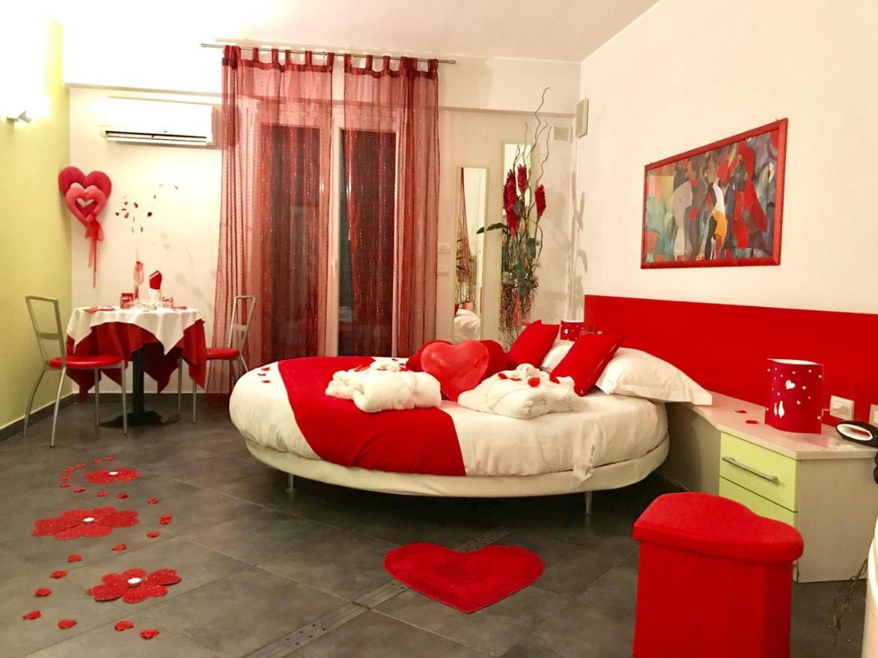 La Baia Di Ulisse Villa Venetico Exteriör bild